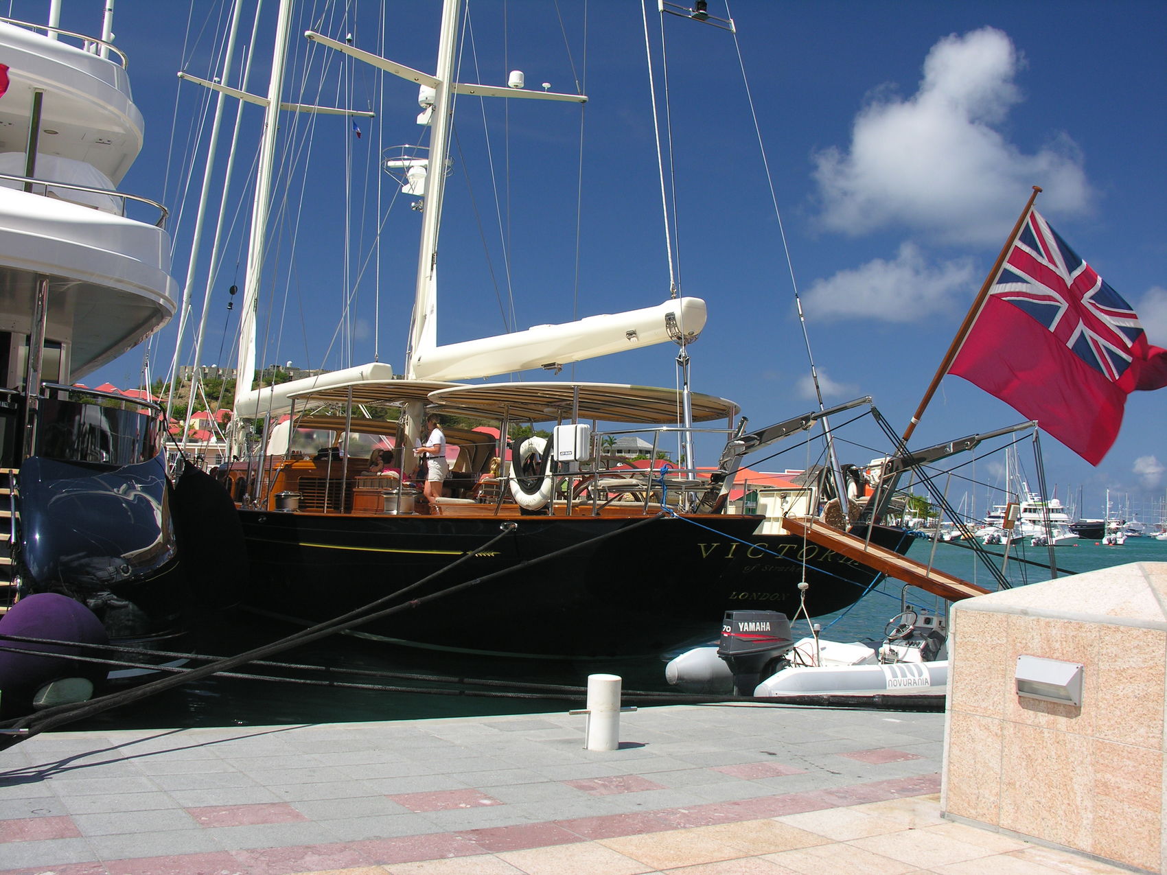 Huckleberry yacht Alloy Yachts SuperYacht Times